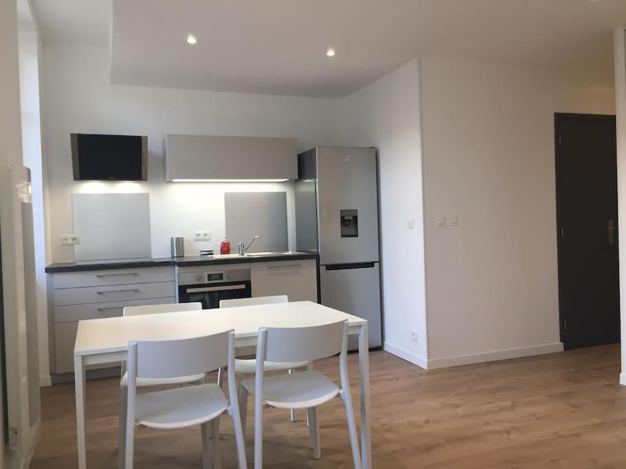 Ferienwohnung Magnifique T2 J Jaures Avec Garage Saint-Etienne  Exterior foto